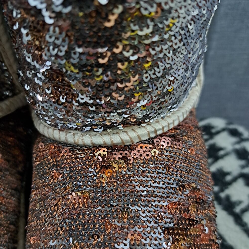 %Size 7 UGG Women's Classic Short Sparkles Boots D15 - Picture 12 of 15